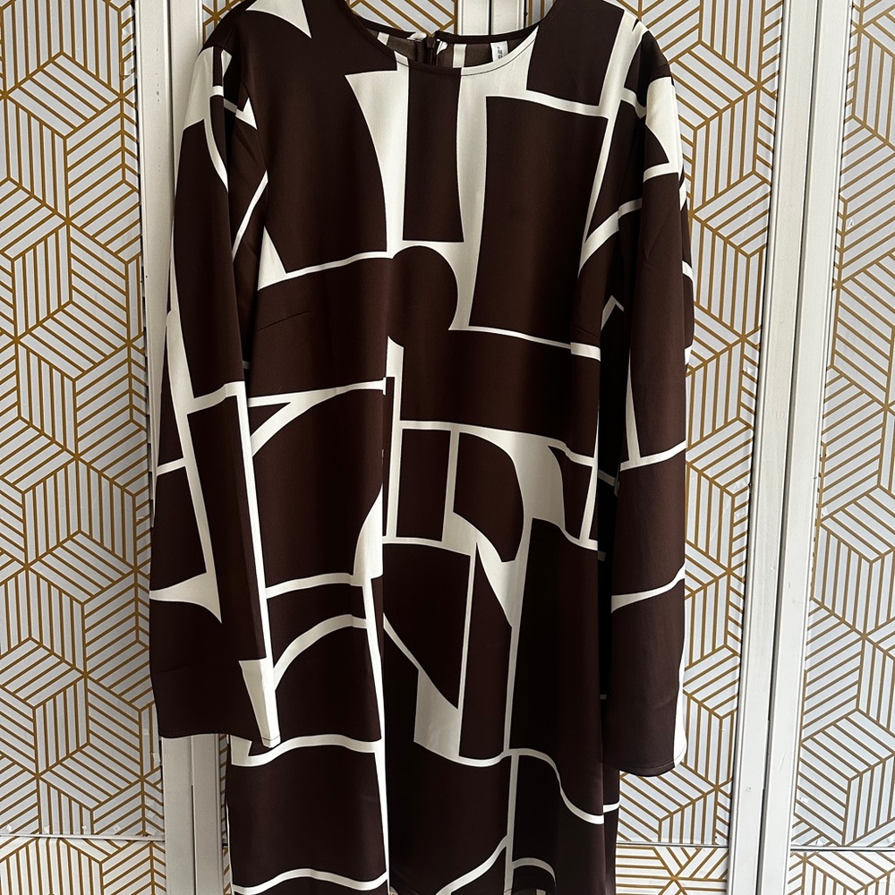MNG Mango Brown geometric print dress.  Size is US 12.  New with tags.